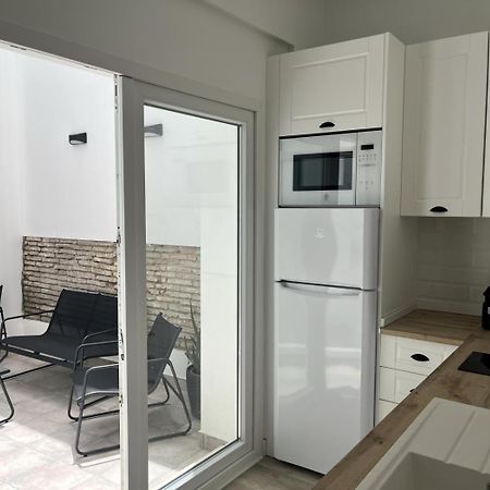 Cd-P Loft, New Charming Loft With Private Patio, Center, Quite Neighborhood Appartement Málaga Buitenkant foto