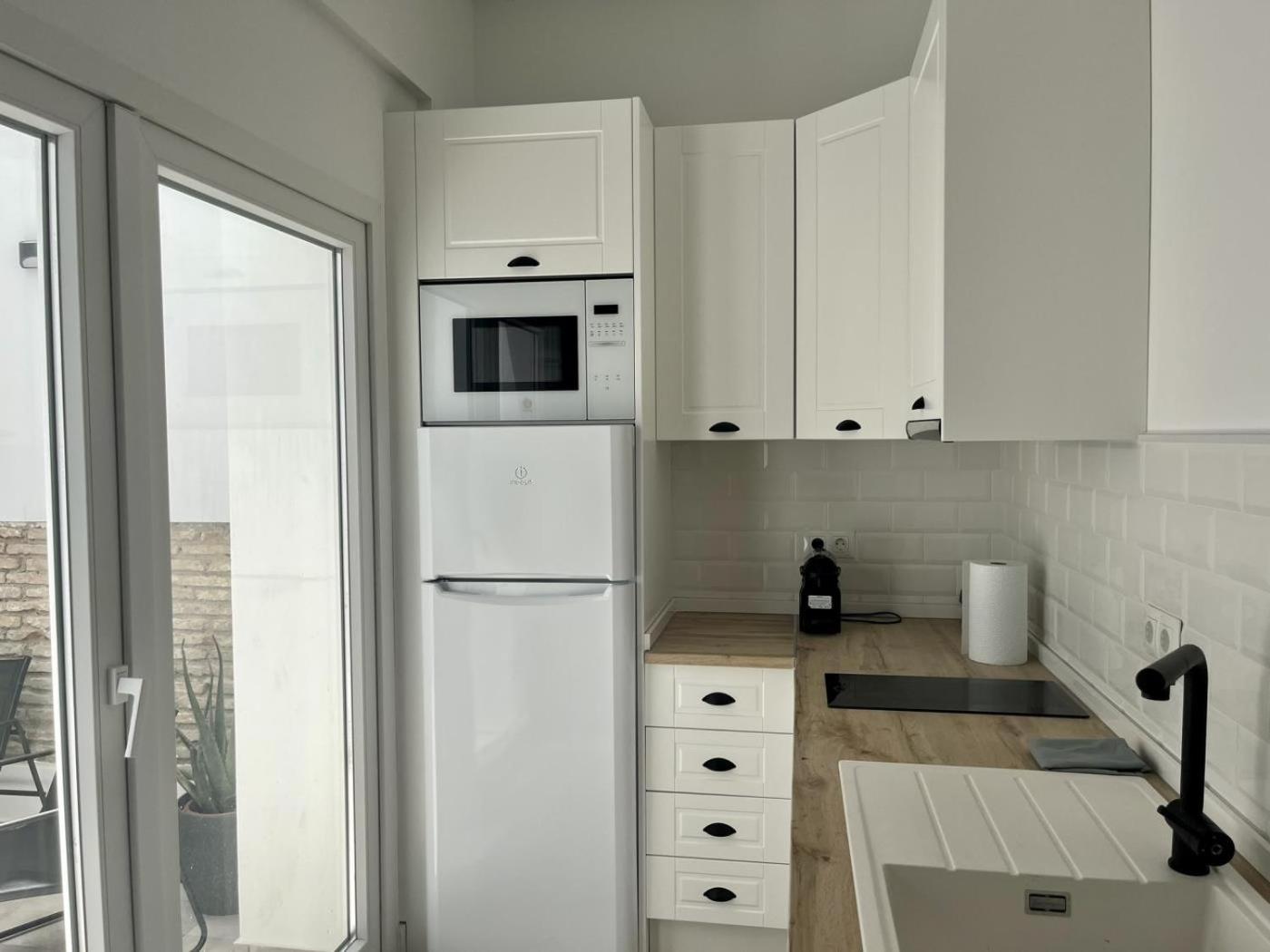Cd-P Loft, New Charming Loft With Private Patio, Center, Quite Neighborhood Appartement Málaga Buitenkant foto